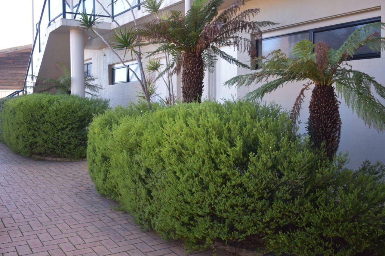 Metung Waters Motel And Apartments Exterior photo